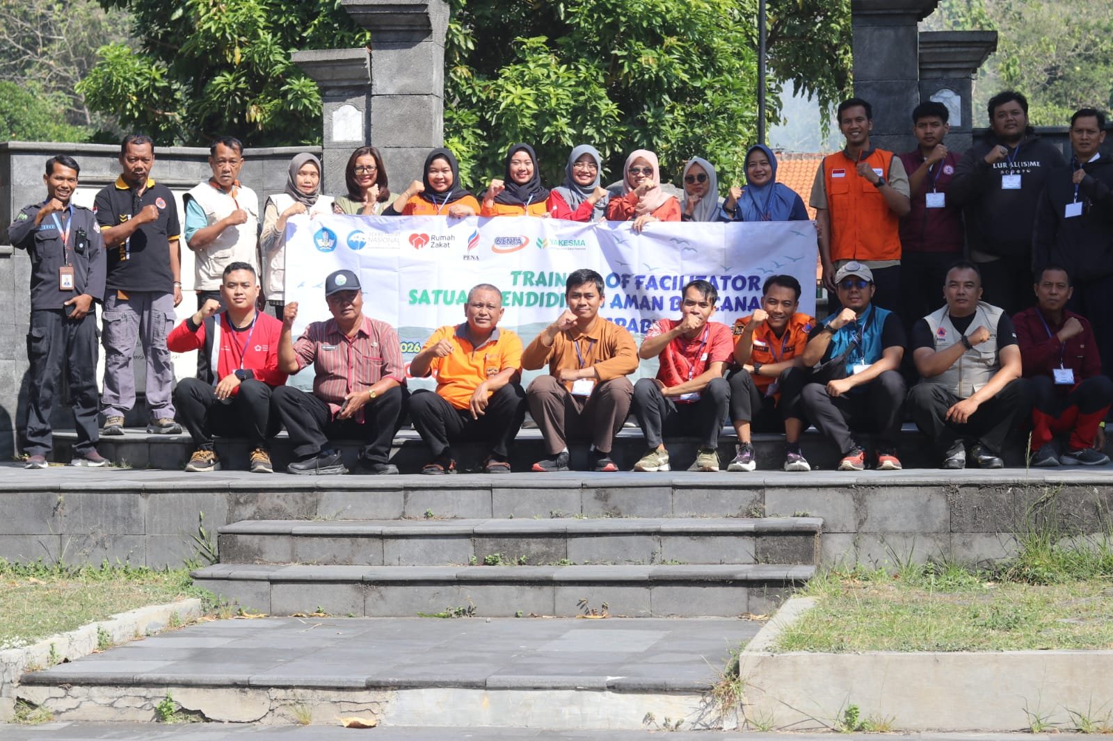 Pelatihan Pemerintah dan Swasta